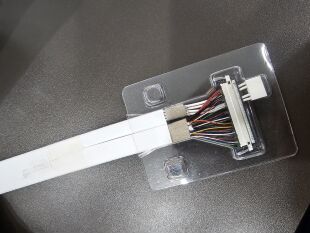 全新原壁画电视主机 L65/75M5-BH连接线 Miport线-T86G-1m