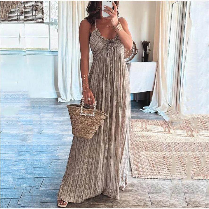 Pleated long dress 波西米亚度假风挂脖露背高腰压褶连衣裙长裙
