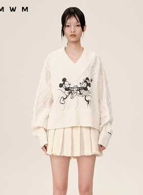 【迪士尼系列】【WMWM】秋冬高级感流行休闲设计绞花V领针织上衣