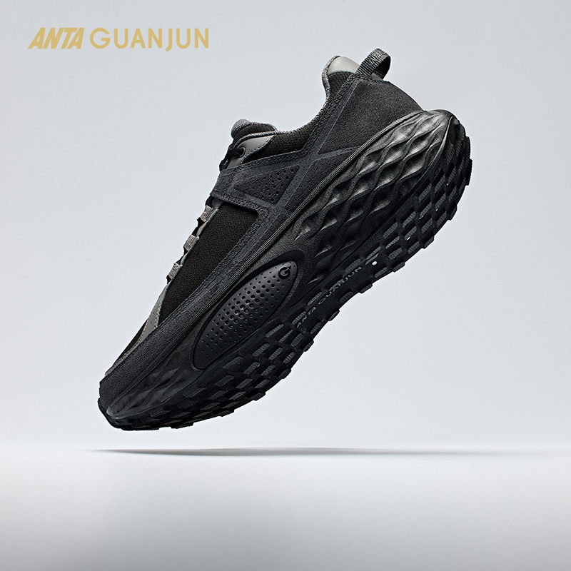 安踏冠军乘风城际路跑鞋革面