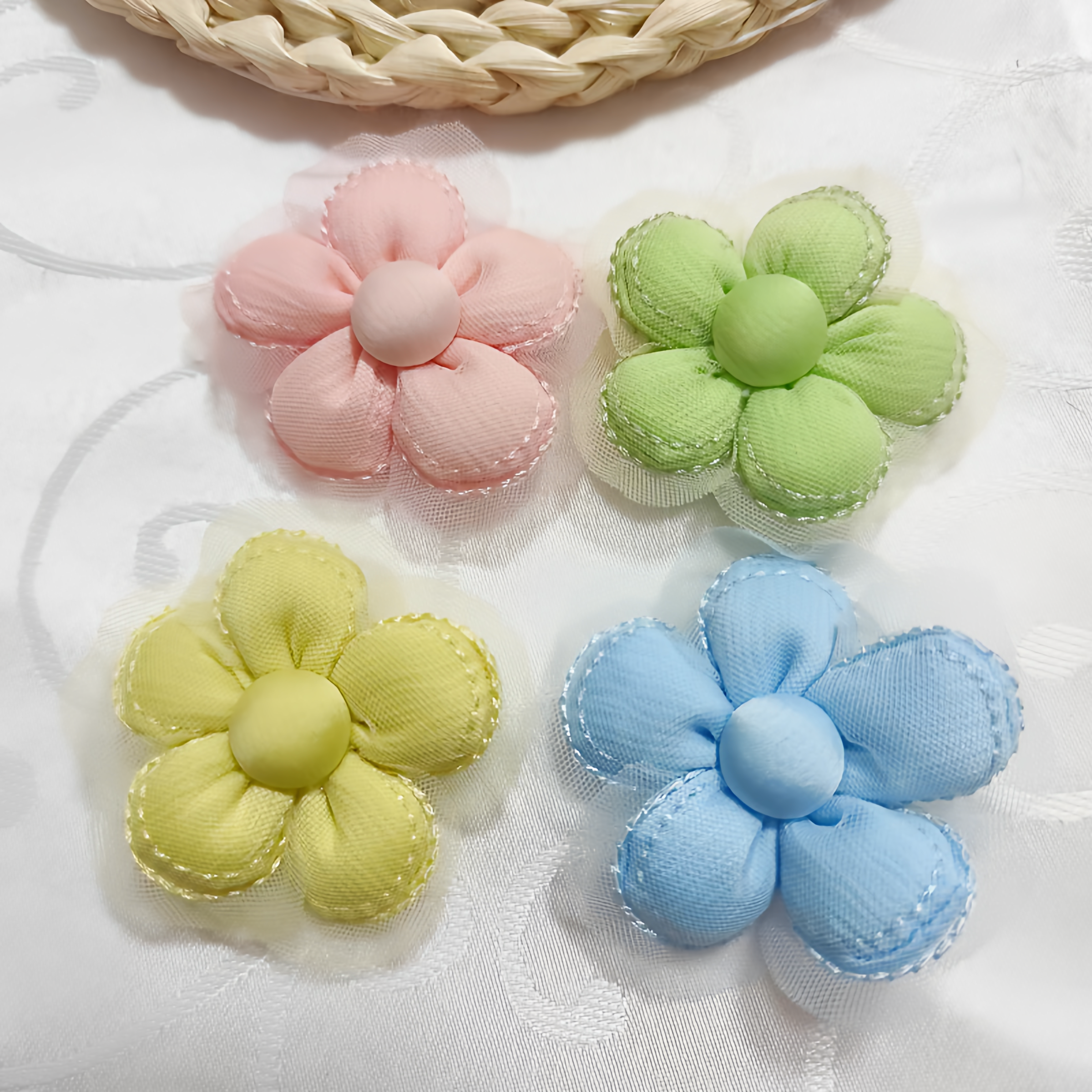 蕾丝五瓣花胸针甜美少女心