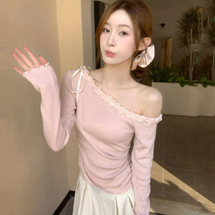 韩系温柔粉色露肩纯欲性感长袖 春夏显瘦设计一字肩上衣 t恤女新款