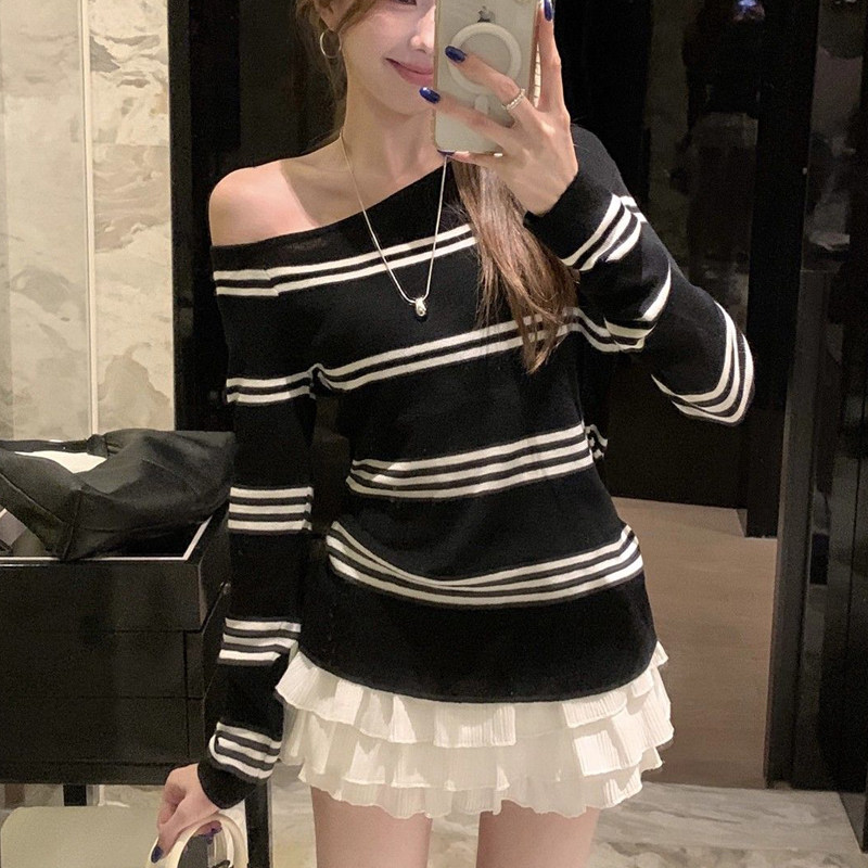 韩系chic洋气减龄轻奢高级感上衣春秋冬独特超好看条纹斜肩T恤女图片