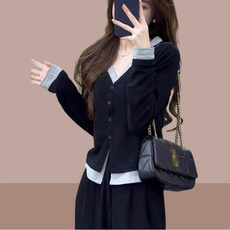 MONLOUVE欧货假两件针织开衫女春秋大码高级感黑色v领打底衫内搭