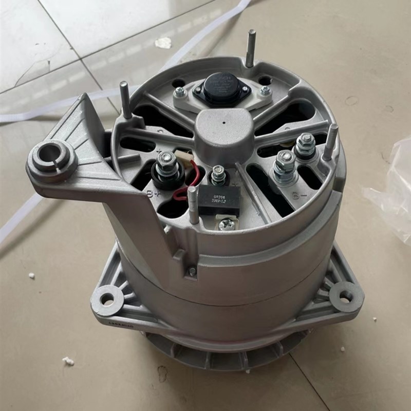 华柴6M1015道依茨发电机JFZ29118发电机01182159KZ8211-70发电机