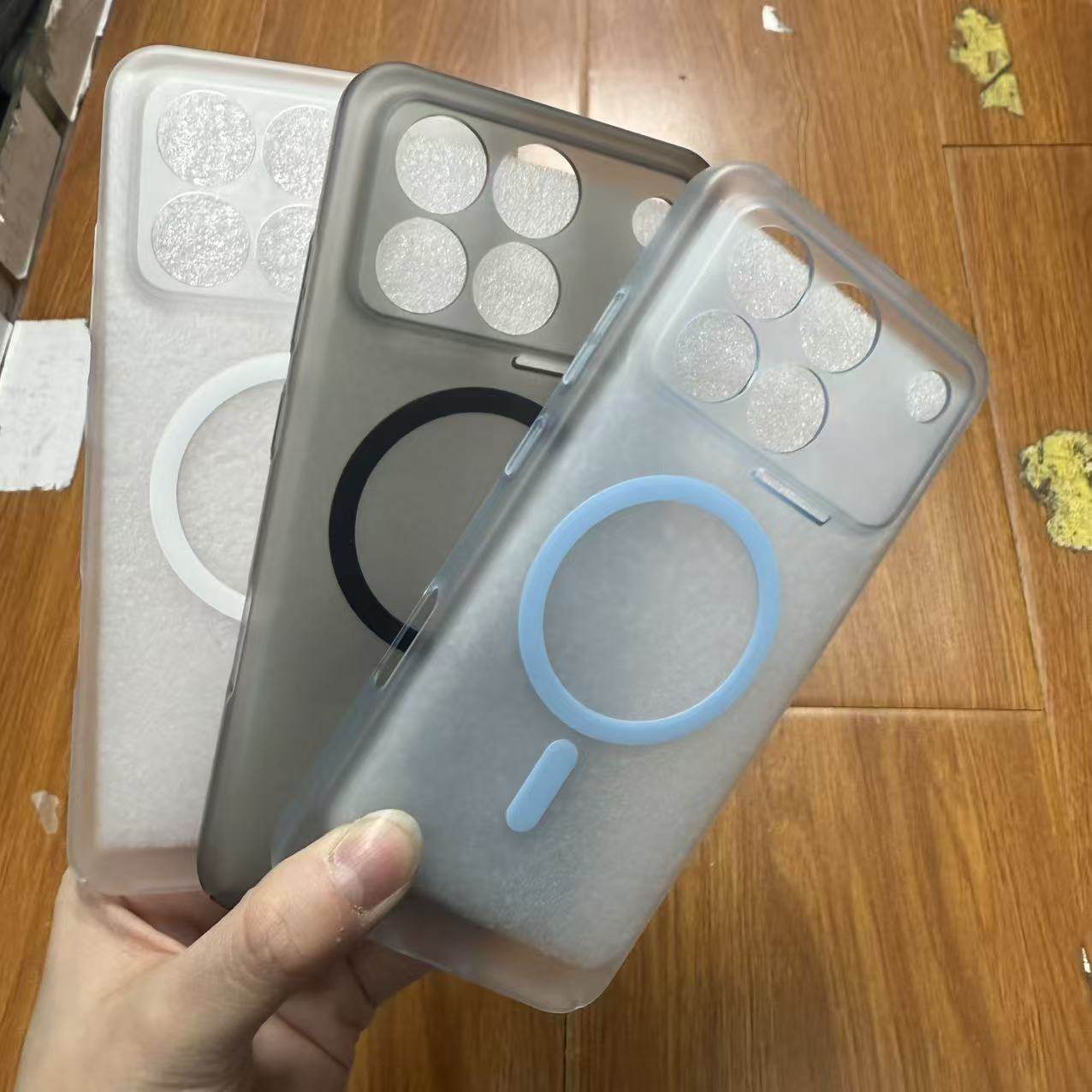 荣耀WIN透明磨砂冰雾磁吸硬壳