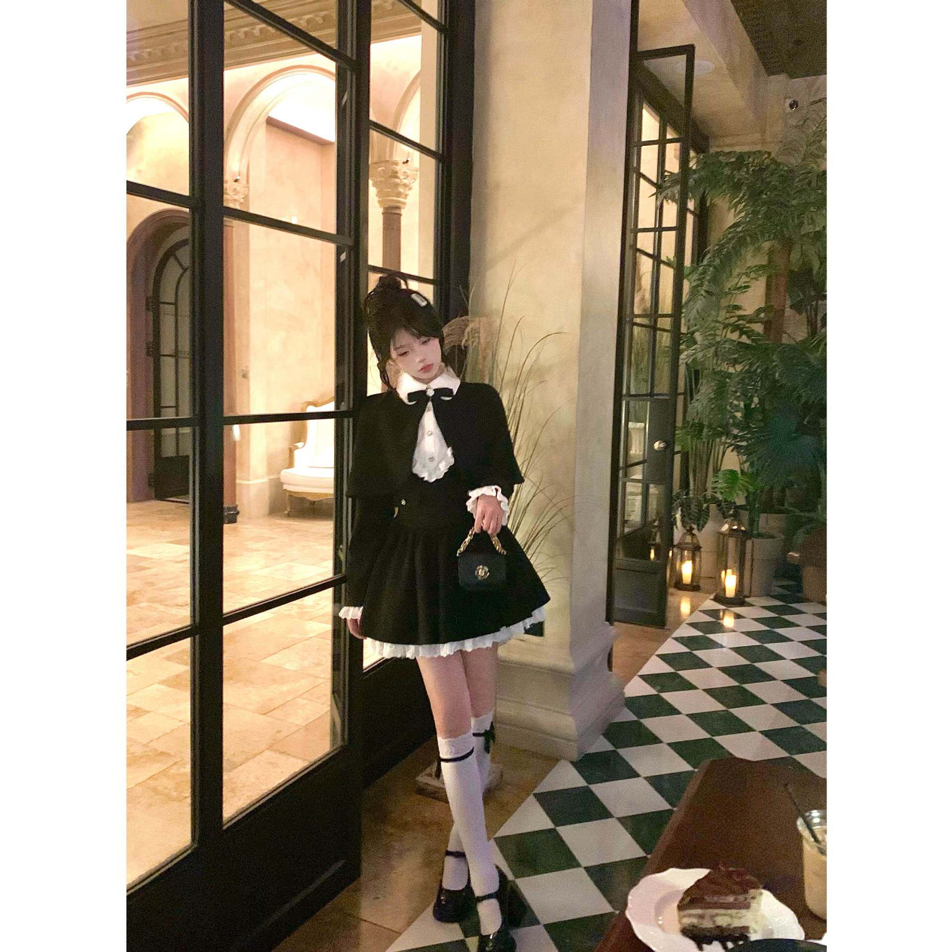 微胖mm法式设计感千金风斗篷披肩连衣裙女甜美气质收腰蓬蓬裙套装