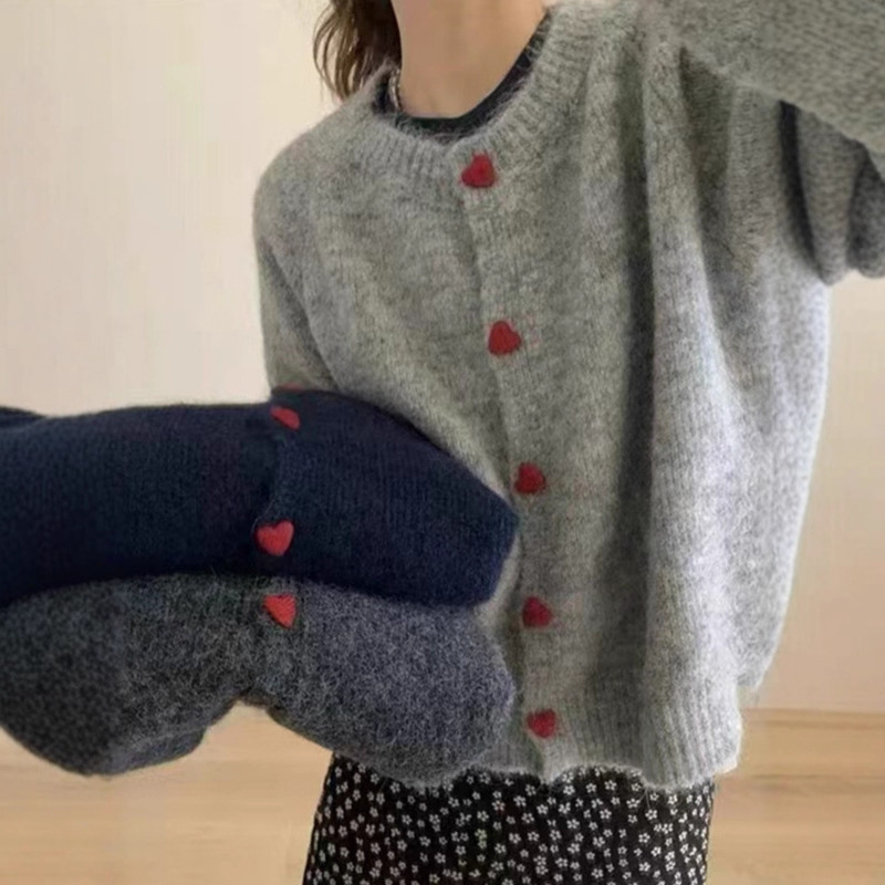 衿颜韩版圆领爱心妞扣针织开衫2025秋冬新款毛衣外套