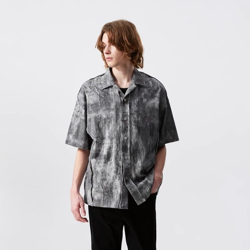 新因素夏季高级感痞帅短袖花衬衫男款做旧复古重磅扎染古巴领衬衣