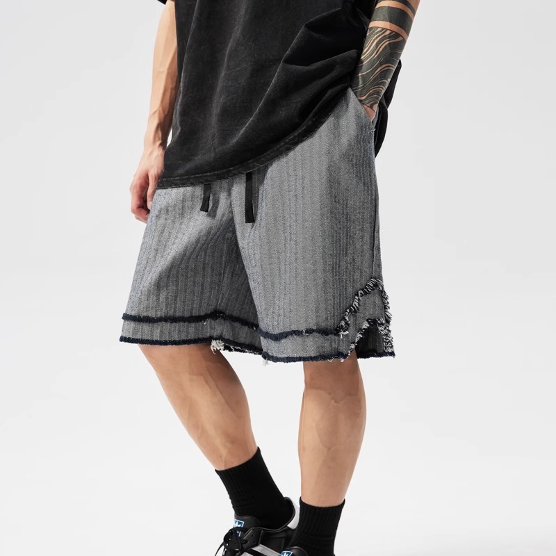 新因素夏季薄款美式条纹磨毛短裤