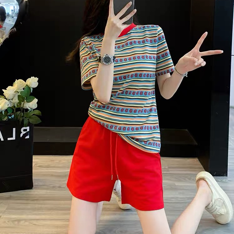 減齡洋氣條紋短袖運動套裝女夏2025休閑短褲兩件套寬松時尚跑步服