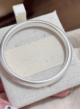 古法传承泥鳅背手镯哑光实心闭口镯子镀纯银色小众设计高级感送礼