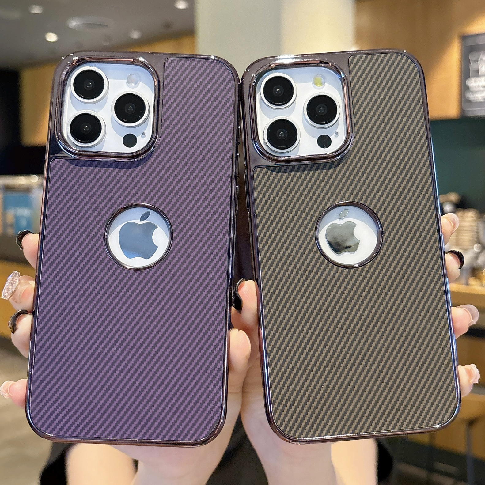 苹果15Pro碳纤维纹漏标手机壳