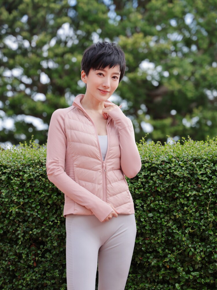LULU同款白鹅绒外套户外立领轻薄