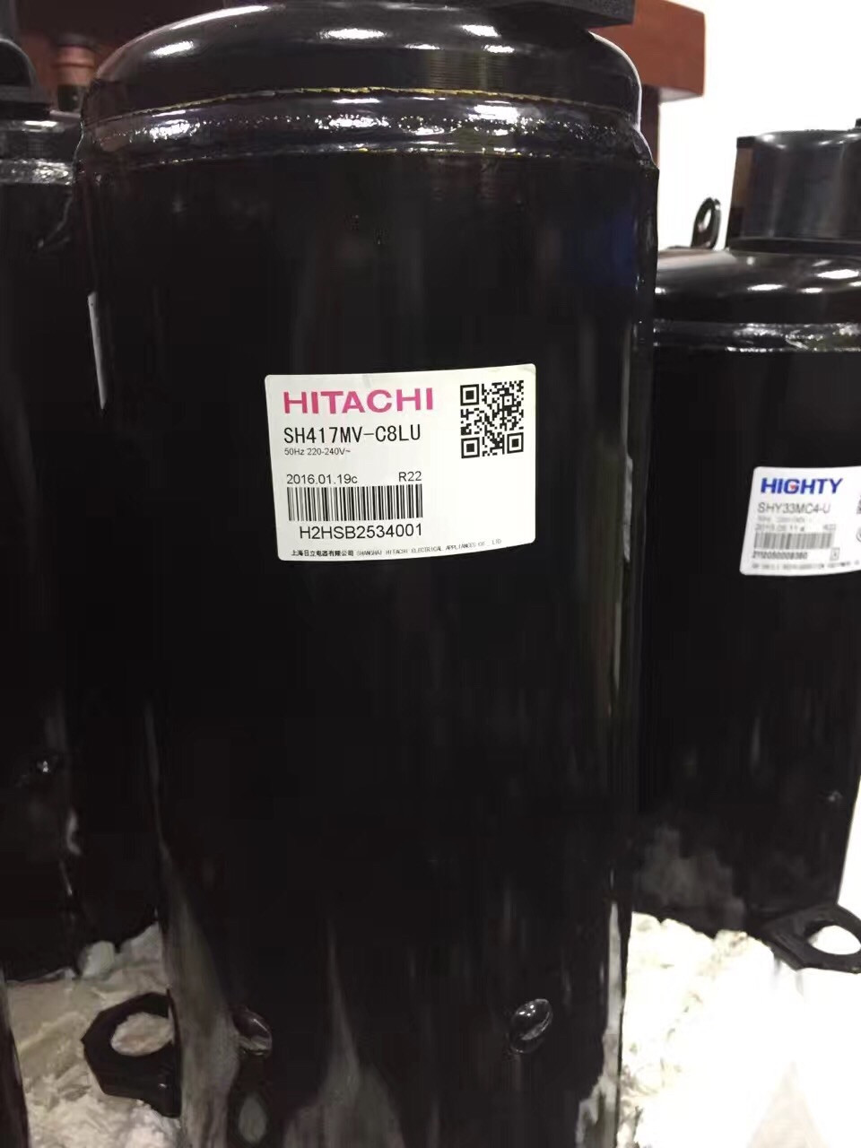 SH417MV-C8LU SHV33YE6UG海立全新原装日立小3P匹空调压缩机