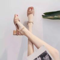 Yierkang summer one-strap sandals 2026, fashionable and versatile, with thick heels to pair with skirts, women's shoes, medium heels, round toe, white thumbnail 6