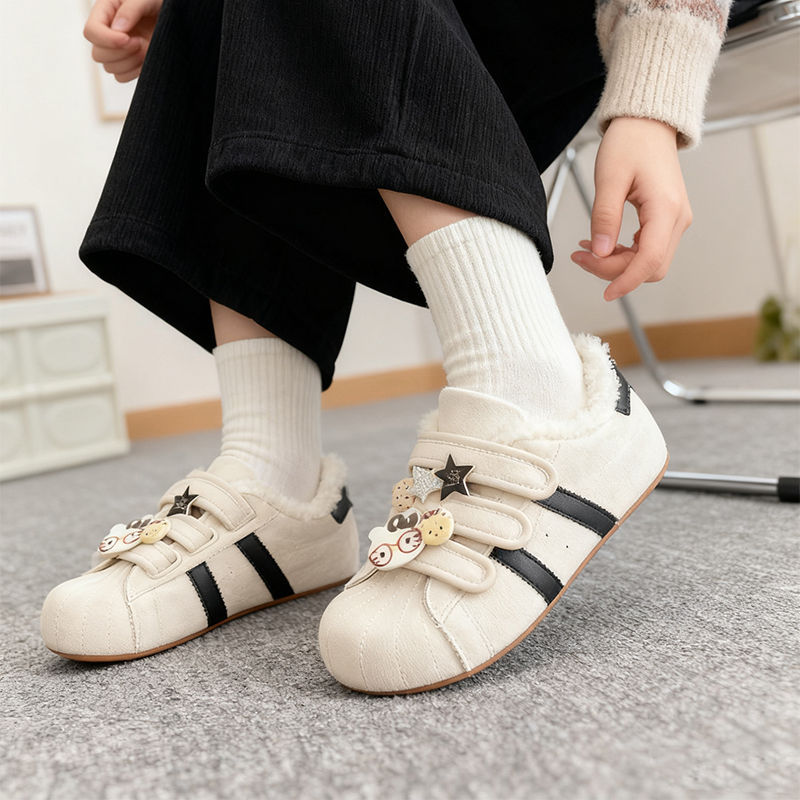 加绒薄底小众百搭复古运动板鞋女2025新款秋冬丑萌大头棕色德训鞋