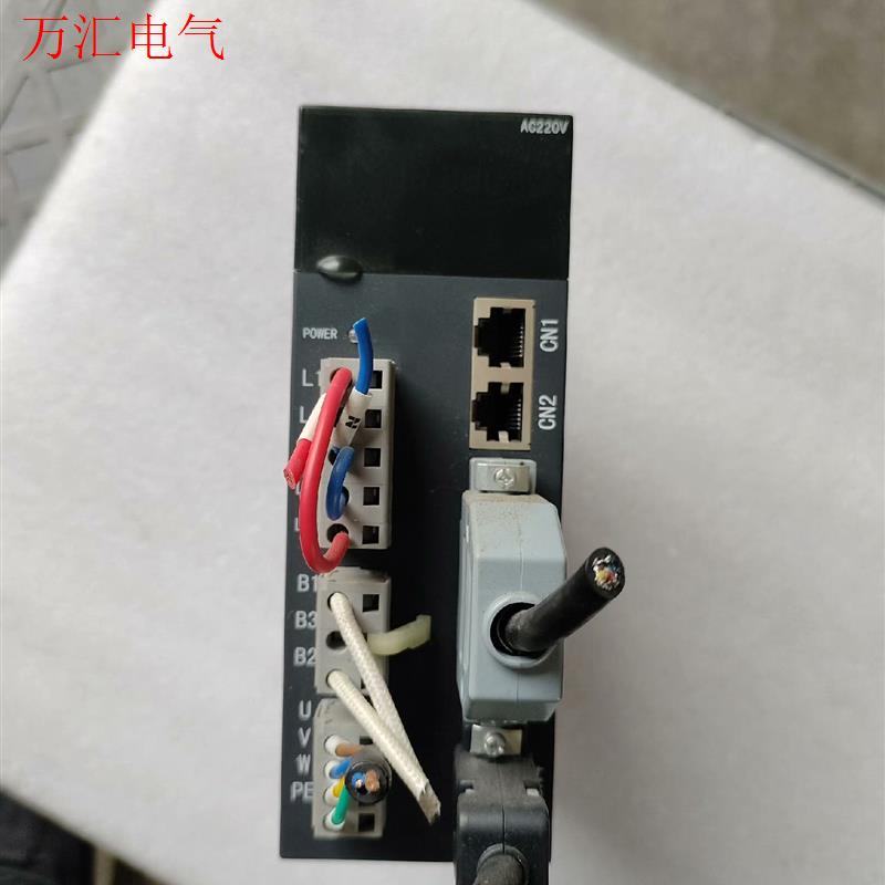 力川驱动器LCDA4-06B202-LB632,成色漂亮,功(议价)