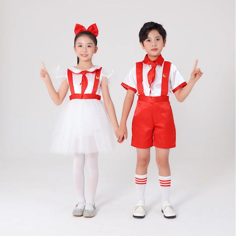 儿童演出服背带裤男童红色女童纱裙蓬蓬裙红星闪闪舞蹈合唱表演服