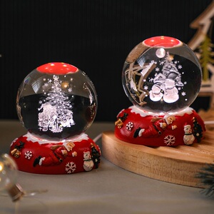 创意圣诞老人水晶球摆件办公室桌面装饰品送儿童圣诞节平安夜礼物