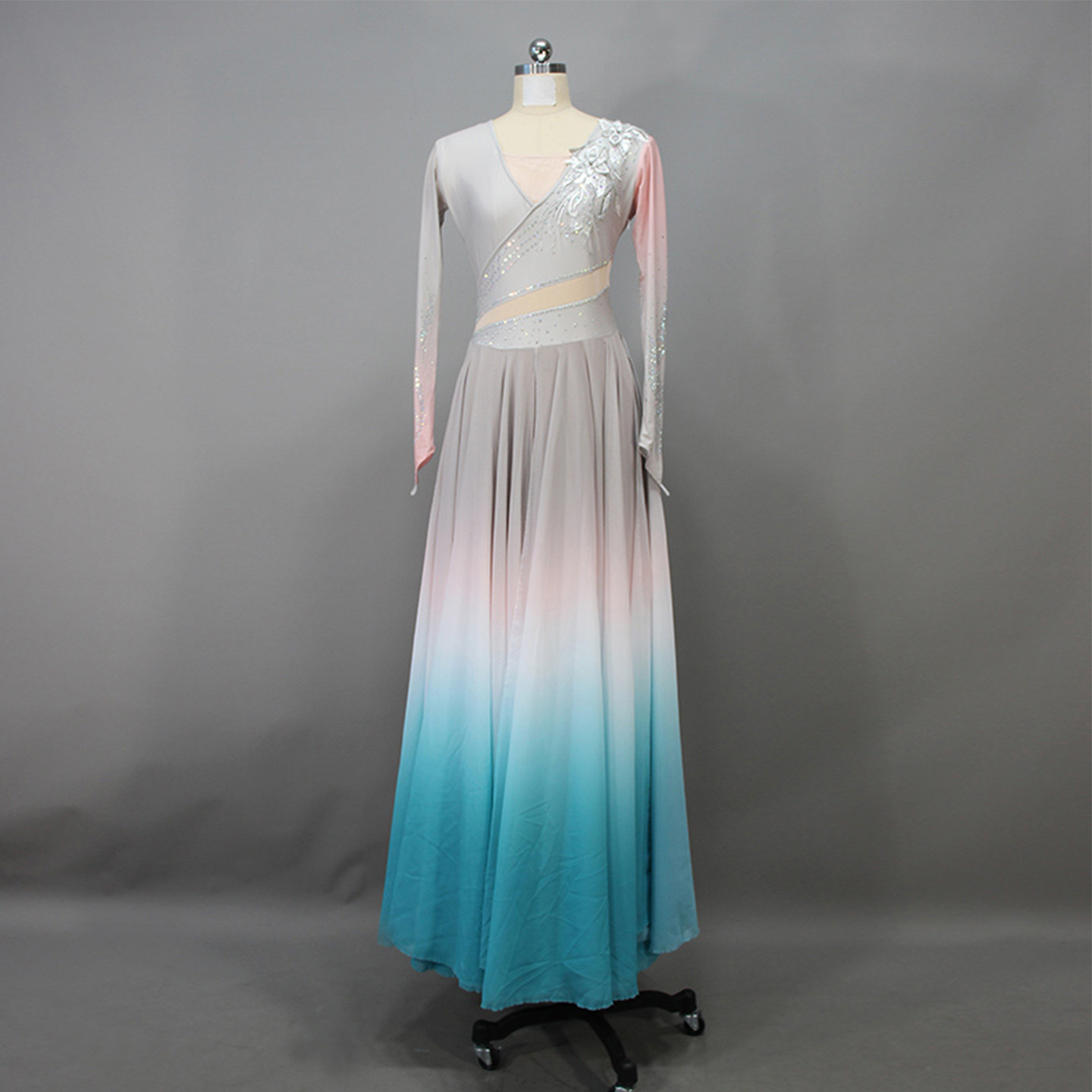 新款古典舞蹈服女飘逸皓月僚影同款演出服装大裙摆艺考级比赛定制