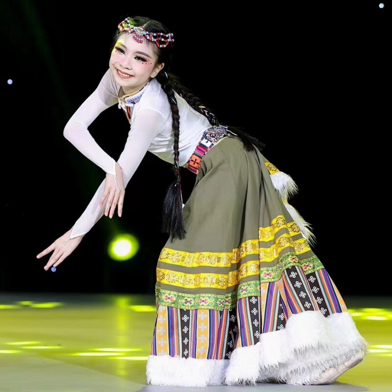 在那东山顶藏族舞蹈演出服女藏舞表演服成人舞蹈服民族舞蹈裙艺考