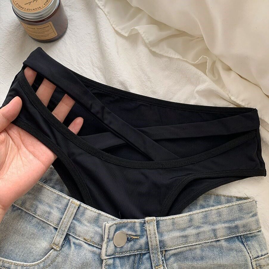 只为有你~性感镂空交叉女士纯棉裆三角内裤纯欲时尚穿搭