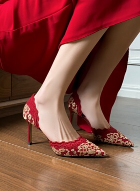 2025新款配裙子中式刺绣红色高跟鞋女气质秀禾婚纱两穿婚鞋新娘鞋