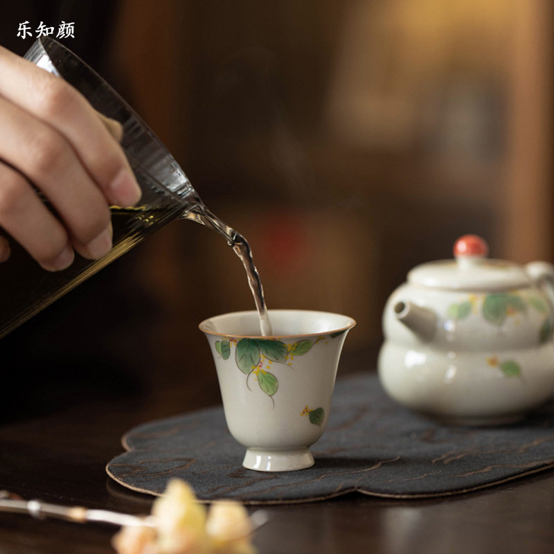 茶杯个人釉下彩手绘桂花主