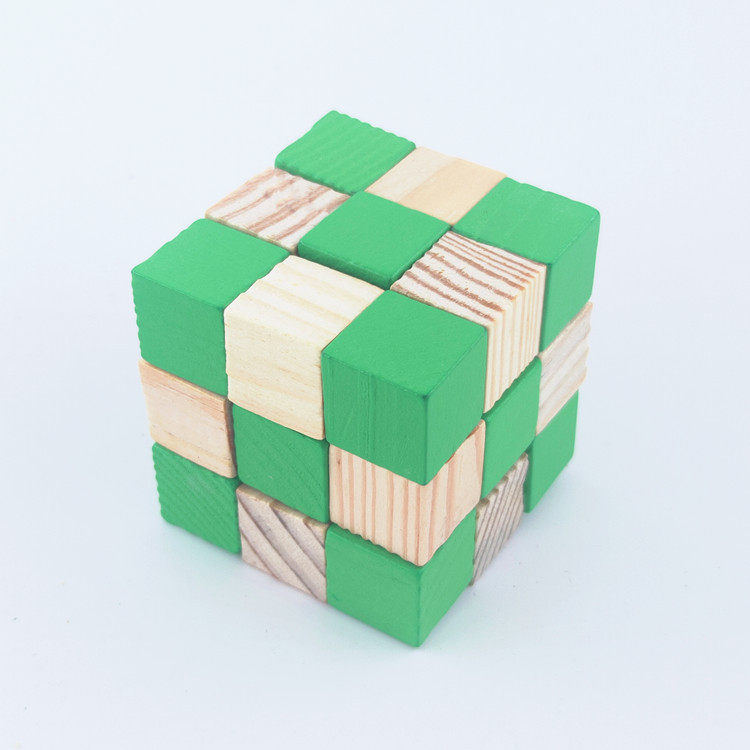 魔方孔明鲁班锁益智办公室摆件拼装儿童玩具榉木神龙摆尾