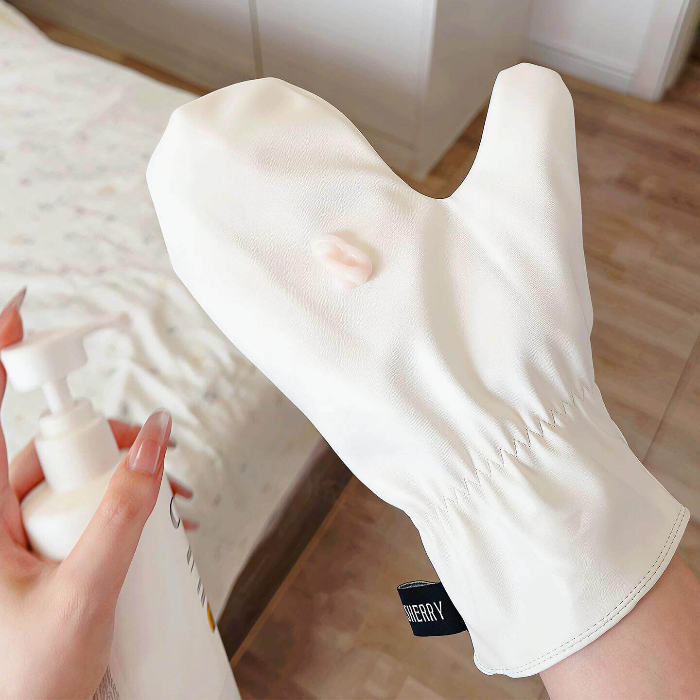 小东西大用处!身体乳手套皮面不吃乳快速涂抹素颜霜涂抹工具神器