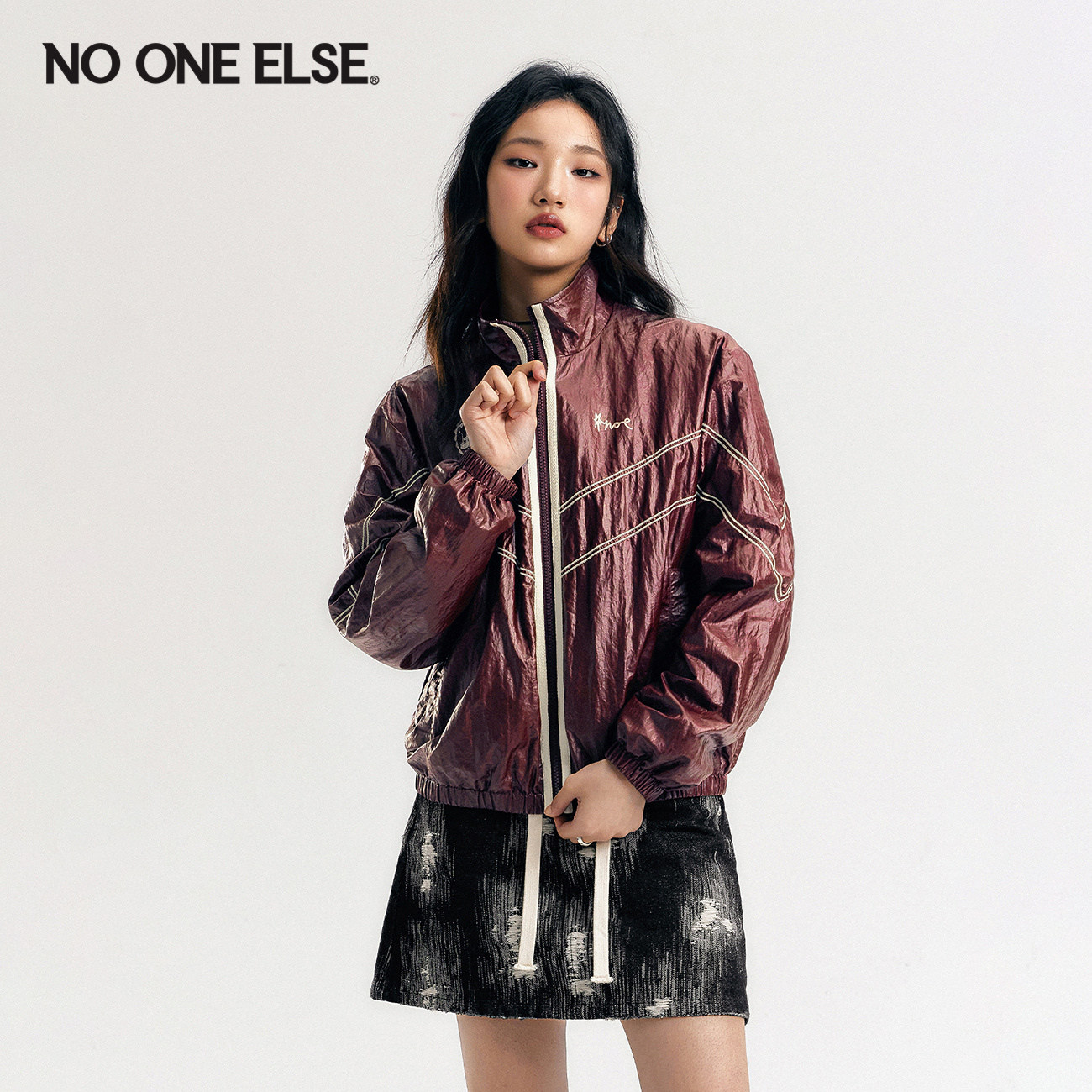 NO ONE ELSE字母印花夹克女2026春秋新款新年红立领长袖机能外套