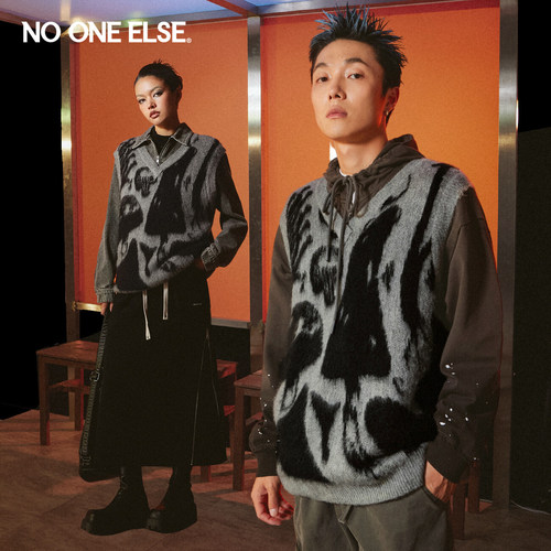 撞色针织衫nooneelse