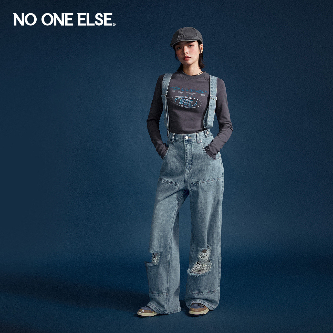 NOONEELSE磨破背带牛仔裤水洗图片