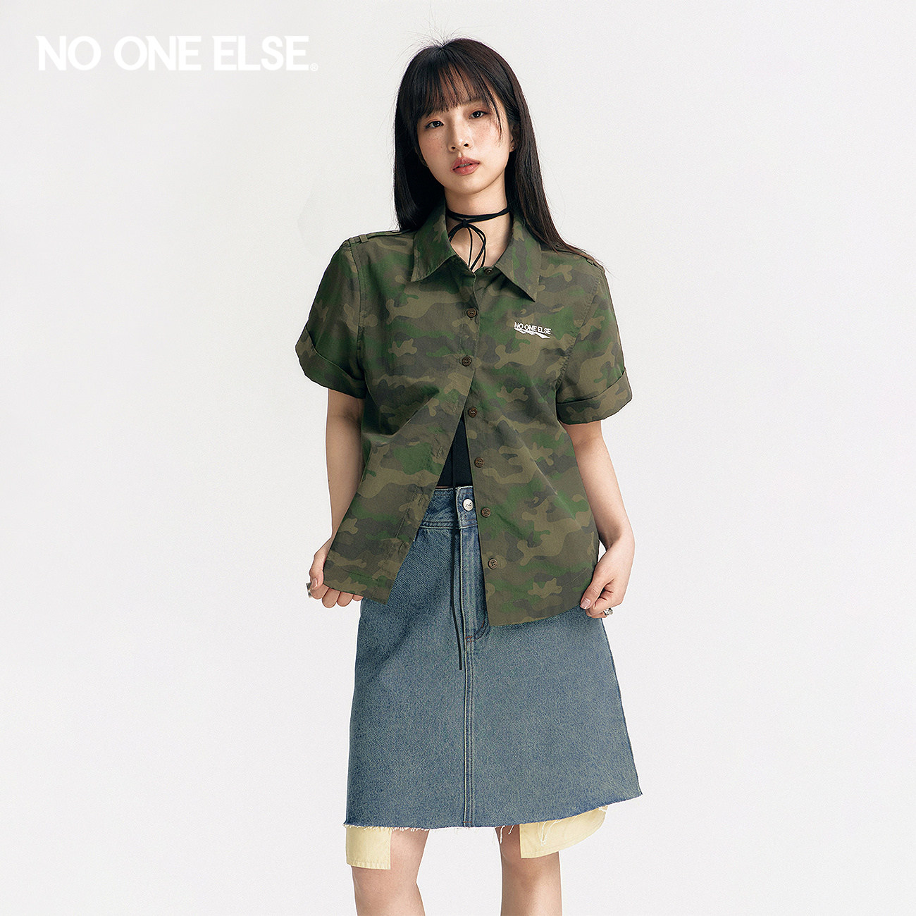NO ONE ELSE迷彩短袖衬衫女士2026夏季新款字母刺绣肩章短袖上衣