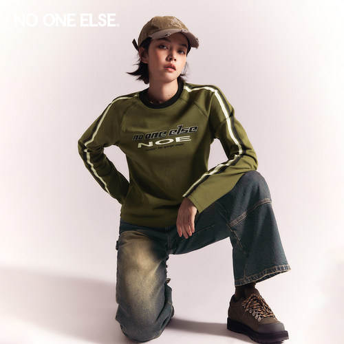 NO ONE ELSE字母印花T恤女2026年春秋新款美式撞色条纹插肩袖上衣