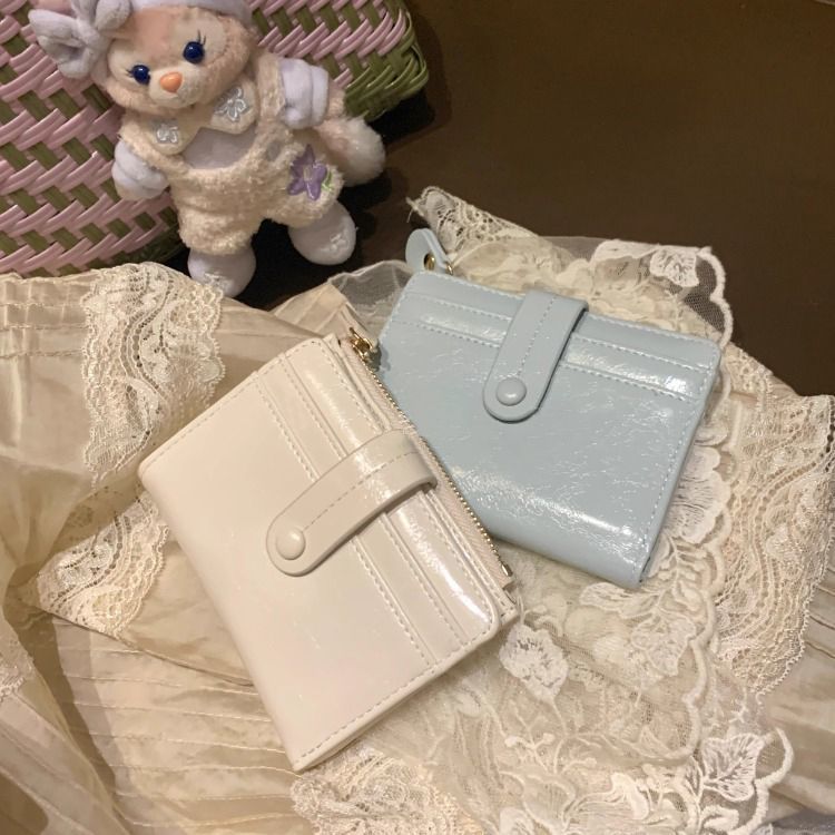 日本品质2025新款时尚质感小钱包女多卡位纯色卡包一体设计ins风