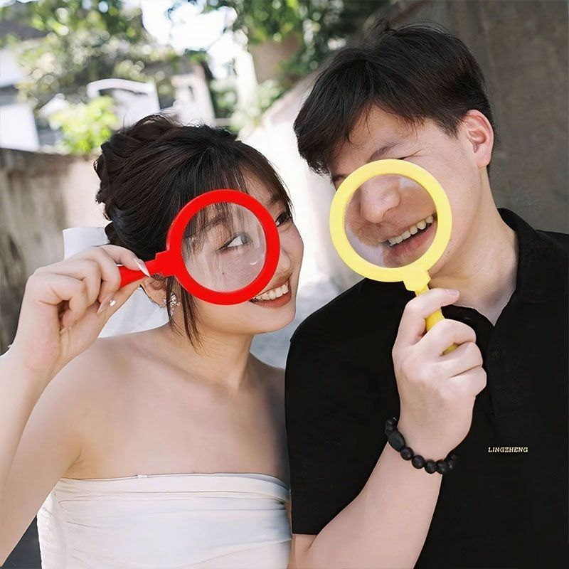 结婚搞怪放大镜小道具新娘领证拍照镜面神器卡通图案婚房装饰摆件