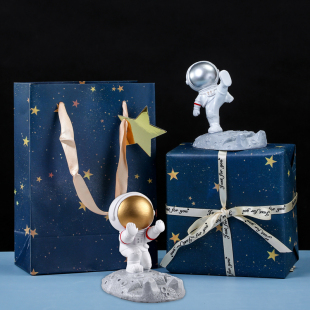 生日礼物男生宇航员手机支架送男朋友兄弟男孩实用高级感学生新年