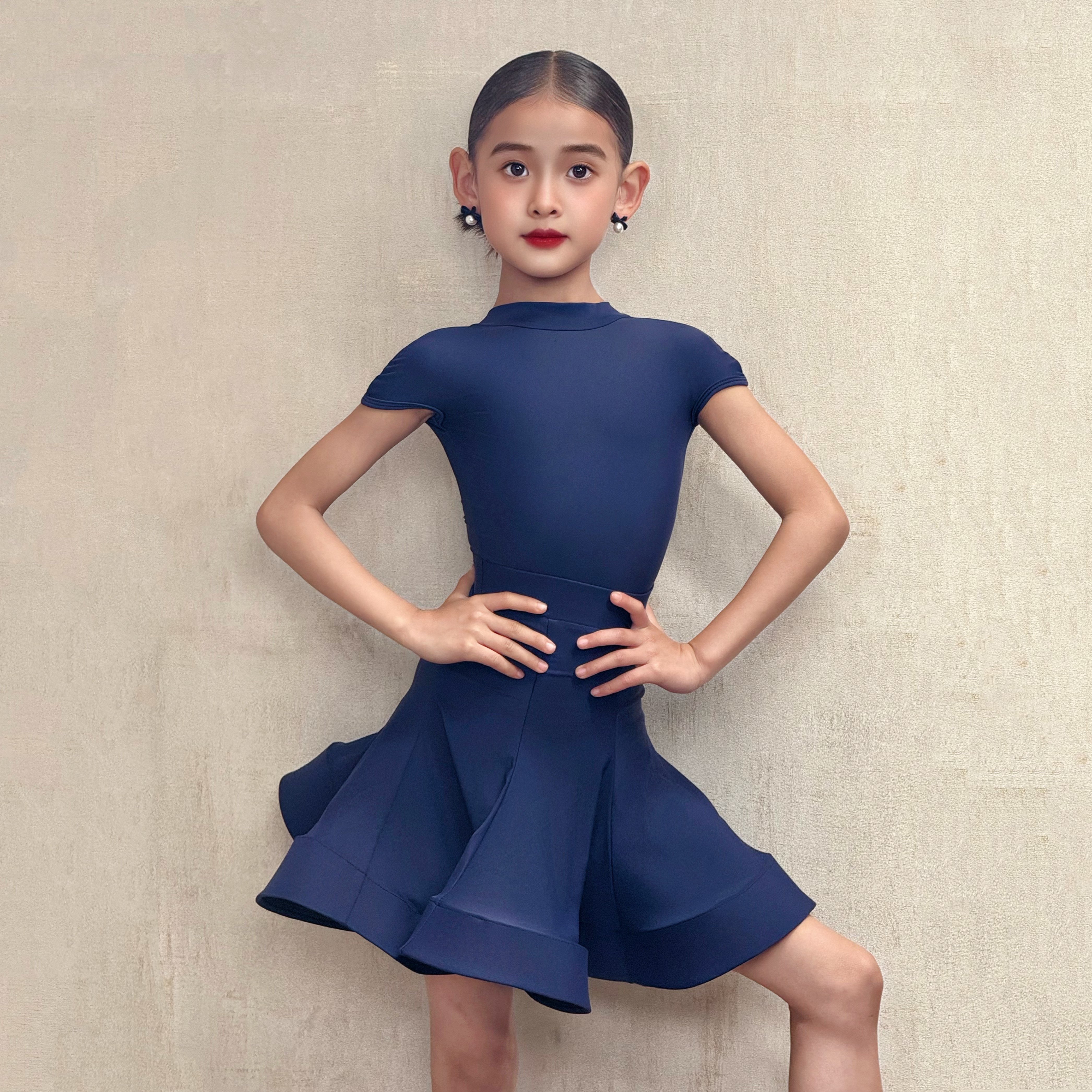 女童拉丁舞比赛服2025新款女童考级专业国标肩袖高级拉丁规定舞服