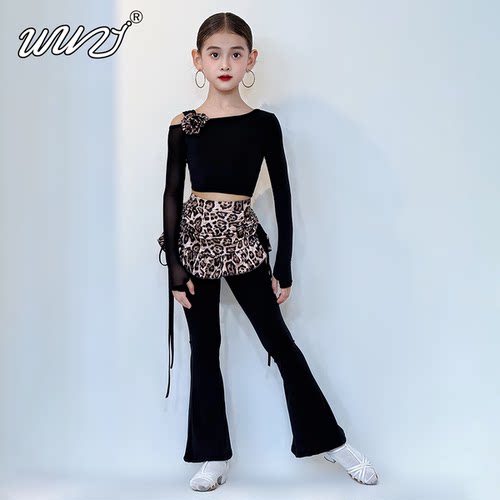 拉丁舞服女童长裤2026秋冬新款儿童高级感洋气练功服绒裤子套装