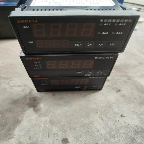 议价智能控制仪，型号XMD614，XMT604实物拍摄可维修
