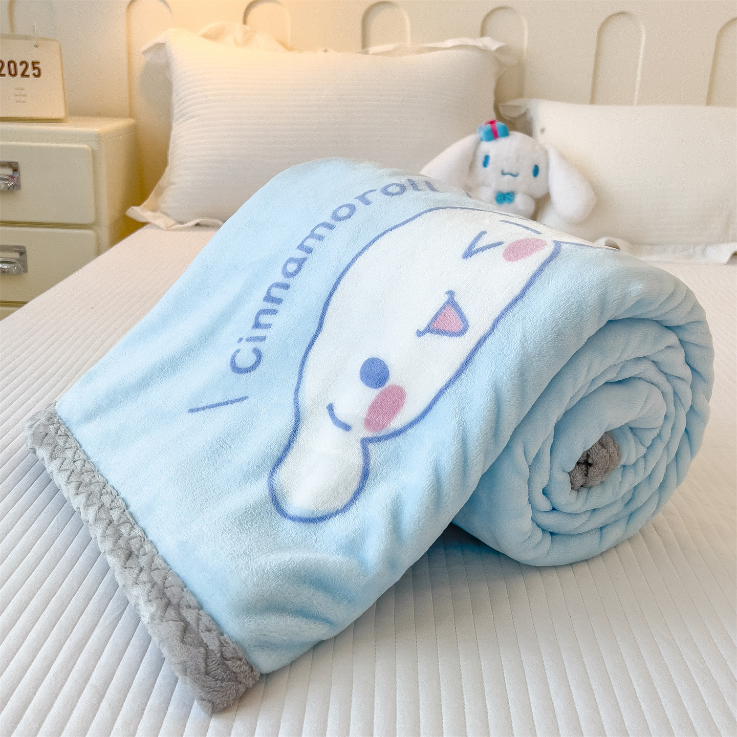 大耳狗午睡盖毯保暖卡通女生办公室沙发披肩冬毛绒绒玉桂狗毛毯子