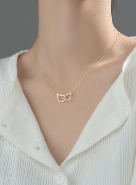 2021新款设计女夏季双爱心相扣项链钛钢不掉色网红轻奢金色锁骨链