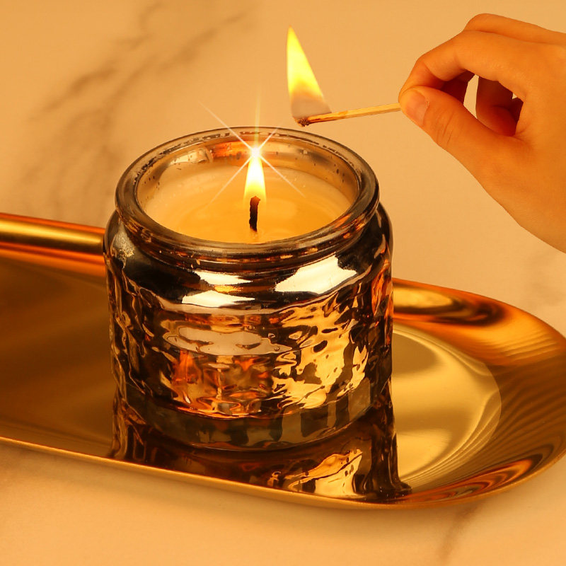 房间舒缓助眠薰衣草精油香薰小众高级室内持久家用卧室蜡烛熏香