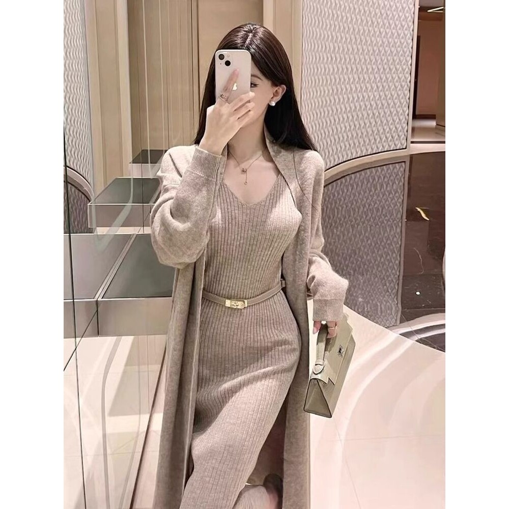 性感复古御姐毛衣套装女秋冬新款简约吊带连衣裙针织开衫两件套潮