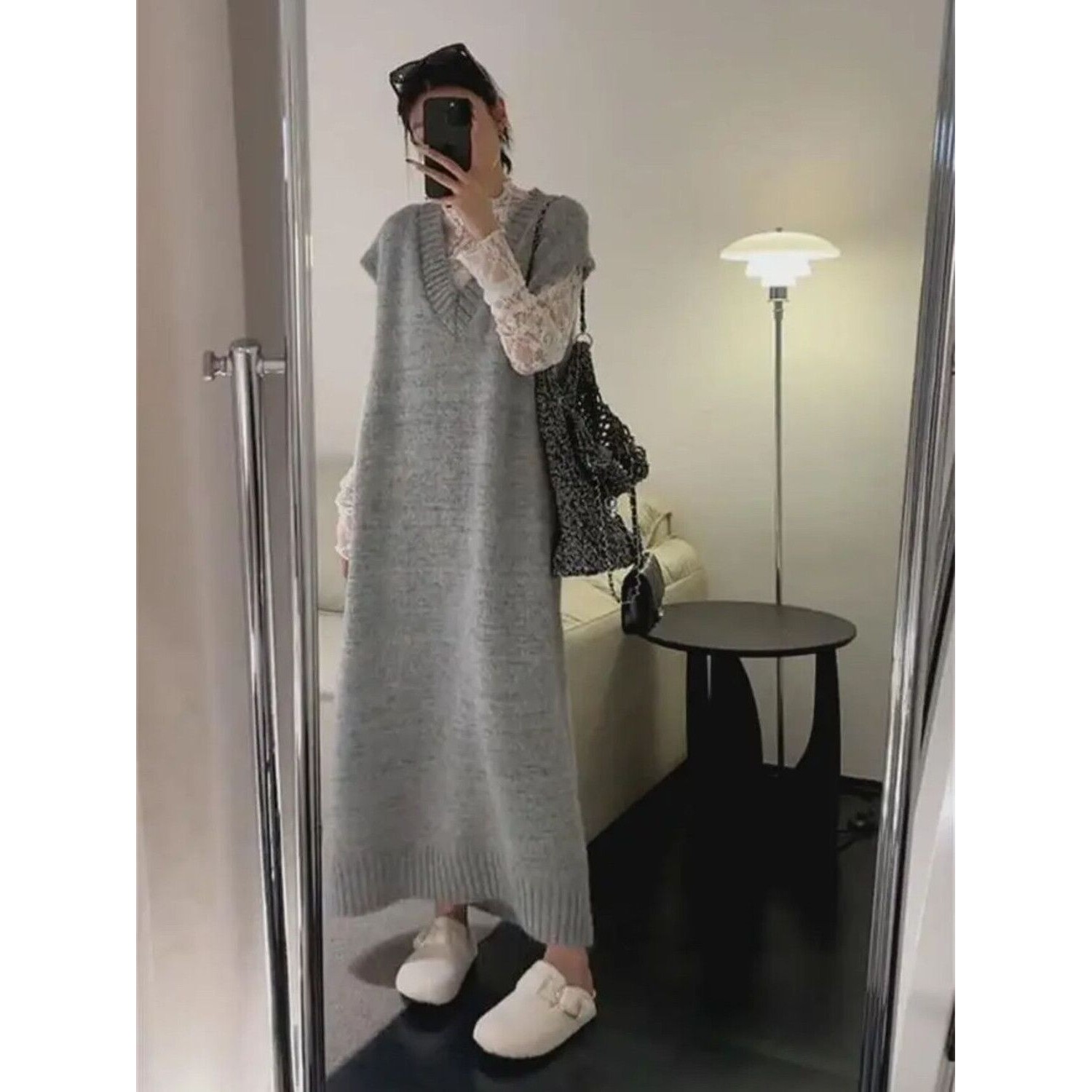 欧洲站秋冬款时尚显瘦宽松减龄纯色V领中长款针织马甲毛衣裙过膝