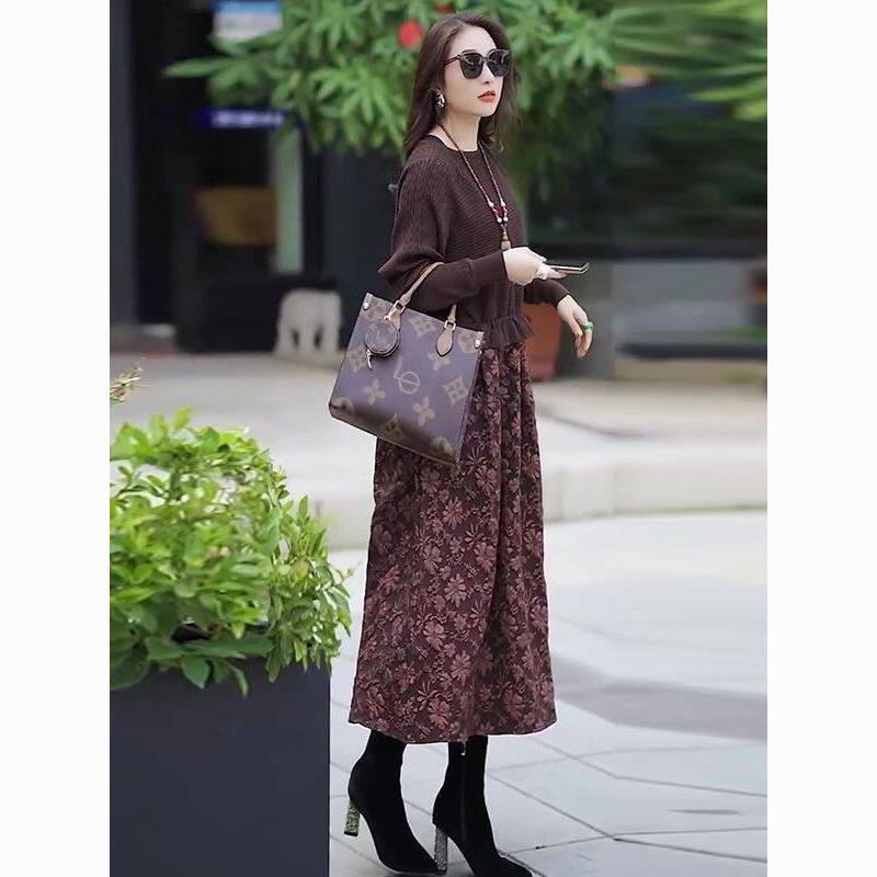 洋气时尚连衣裙女2026春秋款复古印花拼接减龄休闲宽松显瘦裙子潮
