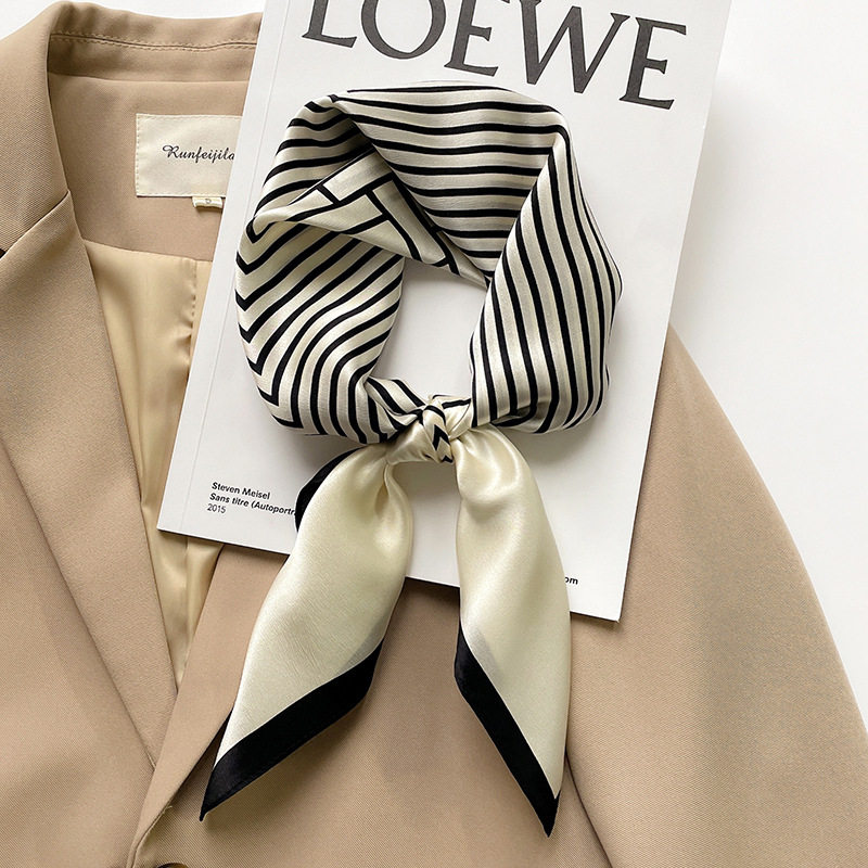 韩版秋冬新款几何条纹气质真丝小方巾女丝巾桑蚕丝职业领巾小围巾
