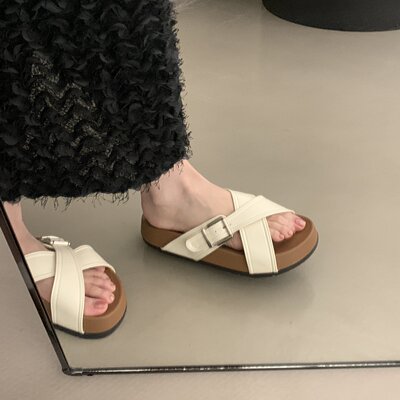 踩屎感厚底勃肯拖鞋女夏季外穿2026新款高级感配裙子沙滩罗马凉拖